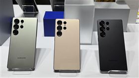 三星Galaxy S25旗艦預購開搶！AI黑科技加持　微風南山1元洗衣機限量送（圖／記者周宸妘攝影）