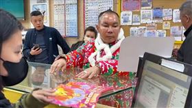 吊車大王,刮刮樂,胡漢龑（圖／翻攝畫面）