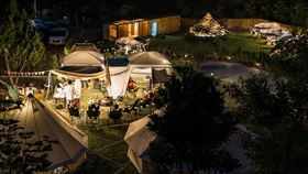 來「小日子」喝酒談心