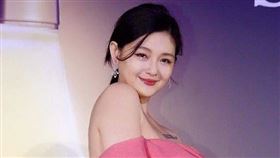 48歲女星大S（徐熙媛）過年期間遊日因流感併發肺炎過世，消息震驚演藝圈。（圖／翻攝臉書）