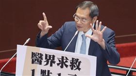 ▲蘇清泉詢陳建仁薛瑞元等人（圖／記者邱榮吉攝影）