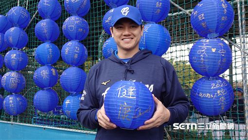 統一獅宣布選江少慶　領隊：票房正面效益