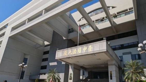 女師每洗完牙就與已婚牙醫上床　這下慘了