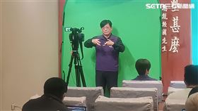 行政院會會後記者會，手語翻譯。（圖／記者盧素梅攝影)