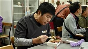 胡瓜第一次獨自旅行。（圖／《下面一位》提供）