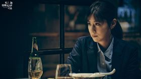 林予晞在劇中飾演資深女記者。（圖／八大提供）