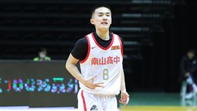 南山後衛黃瀚陞攻下全場最高的22分，率隊以67：63奪勝。（圖／高中體總提供）