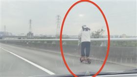 國道,滑板車,公道五,路肩（圖／翻攝自Threads）