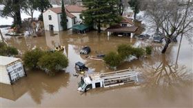 ▲IPCC的報告指出氣候變遷已是一個安全與經濟穩定的重要問題。（圖／翻攝自JOSH EDELSON/AFP via Getty Images）