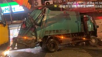 剎車失靈！駕駛下車收垃圾　回來車沒了