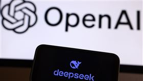 OpenAI執行長：DeepSeek令人驚豔成本低廉的中國AI模型DeepSeek成功吸引全球目光，人工智慧（AI）公司OpenAI執行長阿特曼（Sam Altman）表示，DeepSeek的R1模型「令人印象深刻」，但同時也認為更強大的運算能力是OpenAI成功的關鍵。中央社記者王騰毅攝  114年1月28日