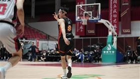 台南台鋼獵鷹菜鳥李允傑生涯首得分開張。（圖／台南台鋼獵鷹提供）