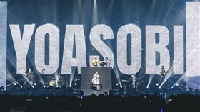 YOASOBI攻蛋。（圖／好玩國際文化提供）