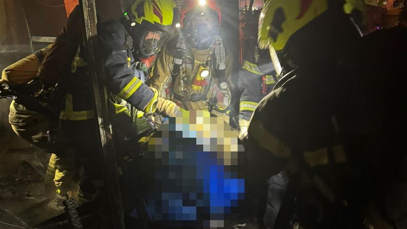 屏東市凌晨驚傳住宅火警！1人燒成焦屍