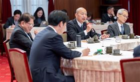 賴清德總統今（10）日邀請五院院長入府會商國政。（圖／總統府提供)