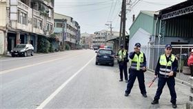 屏東警察局里港分局自2月11日起展開交通大執法 ，將執行「路口不停讓行人暨行人違規」專案。（圖／翻攝自「屏東縣政府警察局里港分局」臉書）