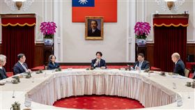 賴清德總統今（10）日邀請五院院長入府會商國政。（圖／總統府提供)