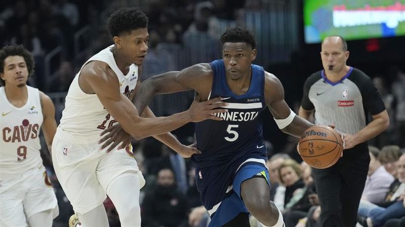 艾德渥斯連3場至少得40分　灰狼隊史第1人