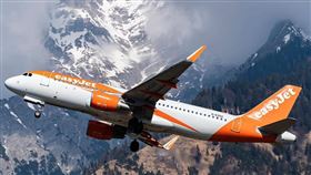 易捷航空航班（easyJet） 圖／翻攝自easyJet臉書