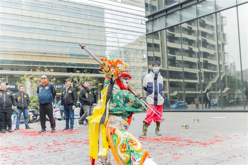 三立電視《寶島神很大》接任青山王副爐主（照片提供：小吳）