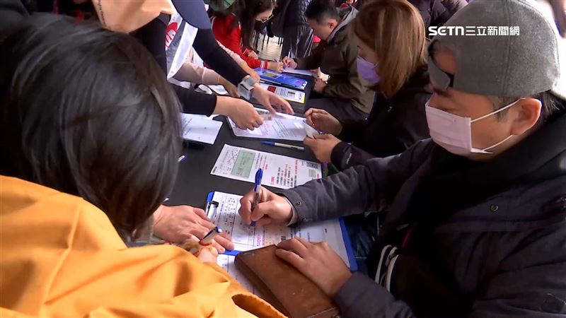 王定宇、林俊憲遭送罷免　里長未見連署站