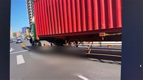 空服員,內輪差,輾斃,長榮（圖／翻攝畫面）