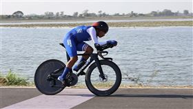 亞洲自由車公路錦標賽  馮俊凱奪銅2025年亞洲自由車公路錦標賽在泰國登場，台灣好手馮俊凱（圖）11日於男子菁英組個人計時項目收下銅牌。（泰國自由車協會提供）中央社記者黃巧雯傳真  114年2月11日