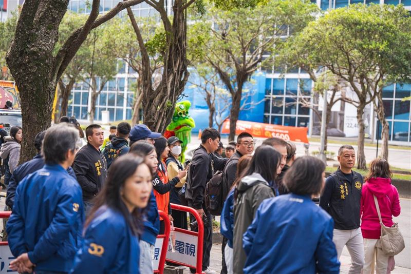 三立電視《寶島神很大》接任青山王副爐主（照片提供：阿賢）