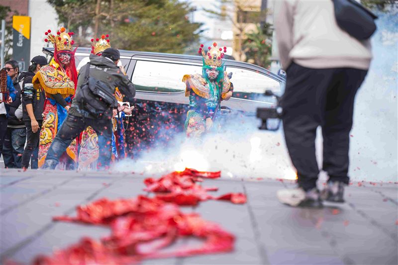 三立電視《寶島神很大》接任青山王副爐主（照片提供：阿賢）