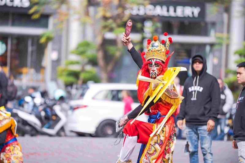 三立電視《寶島神很大》接任青山王副爐主（照片提供：阿賢）