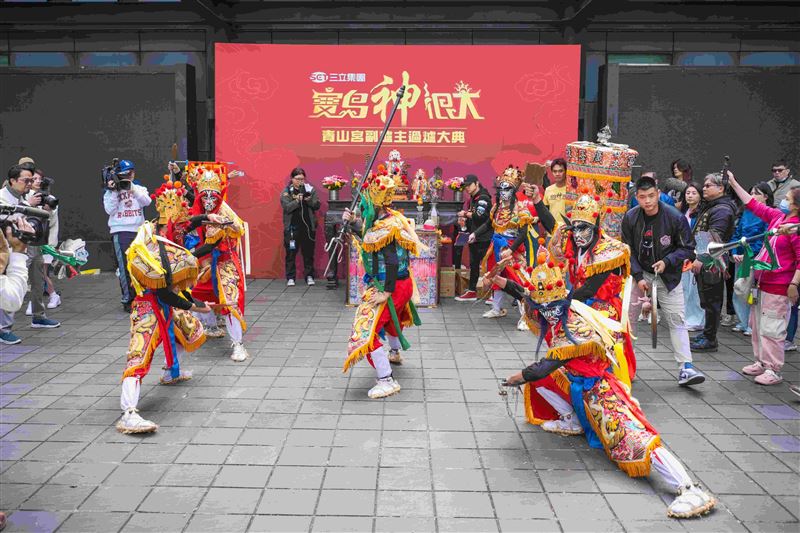 三立電視《寶島神很大》接任青山王副爐主（照片提供：阿賢）