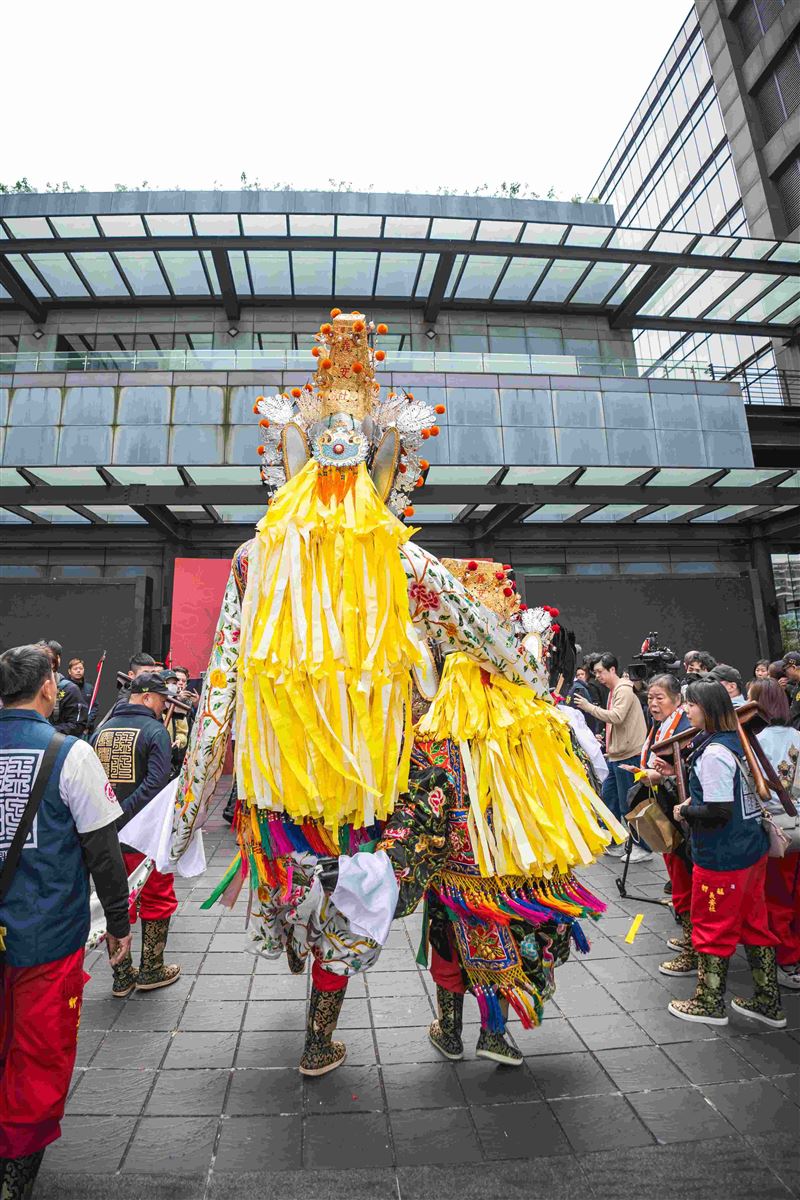 三立電視《寶島神很大》接任青山王副爐主（照片提供：阿賢）