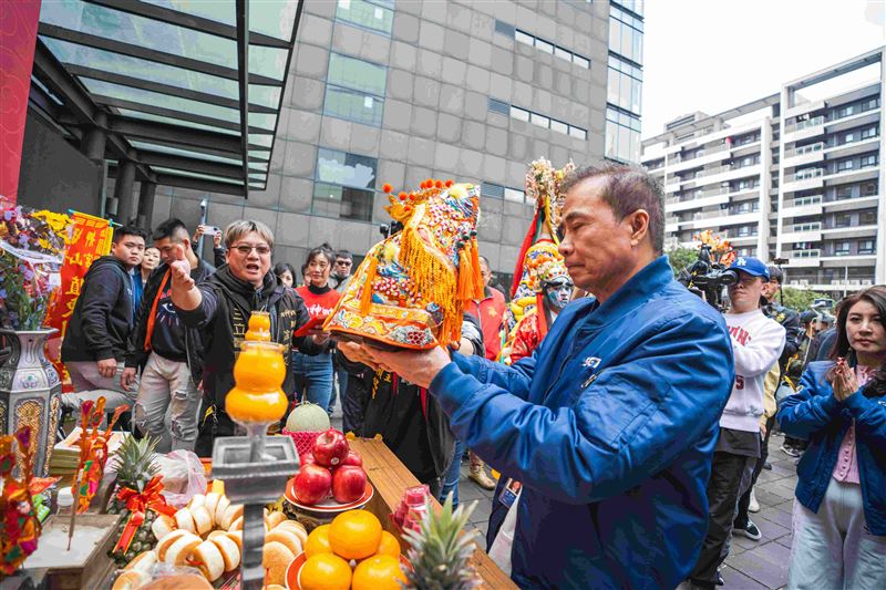 三立電視《寶島神很大》接任青山王副爐主（照片提供：阿賢）