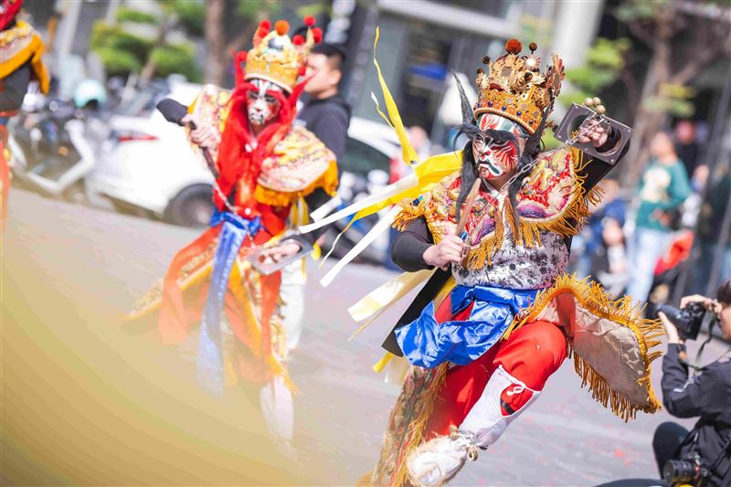 三立電視《寶島神很大》接任青山王副爐主（照片提供：阿賢）