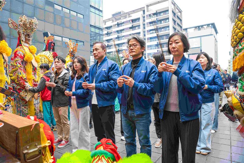 三立電視《寶島神很大》接任青山王副爐主（照片提供：阿賢）