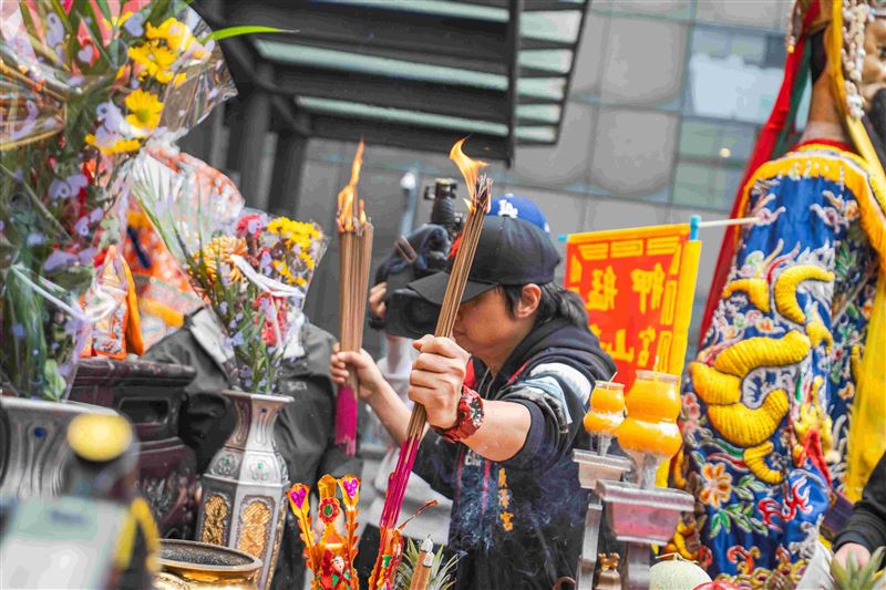 三立電視《寶島神很大》接任青山王副爐主（照片提供：阿賢）