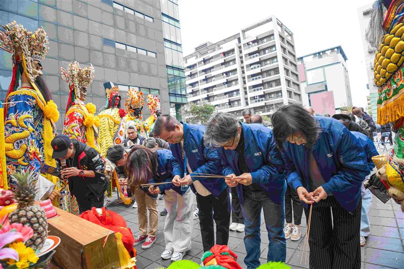 三立電視《寶島神很大》接任青山王副爐主（照片提供：阿賢）