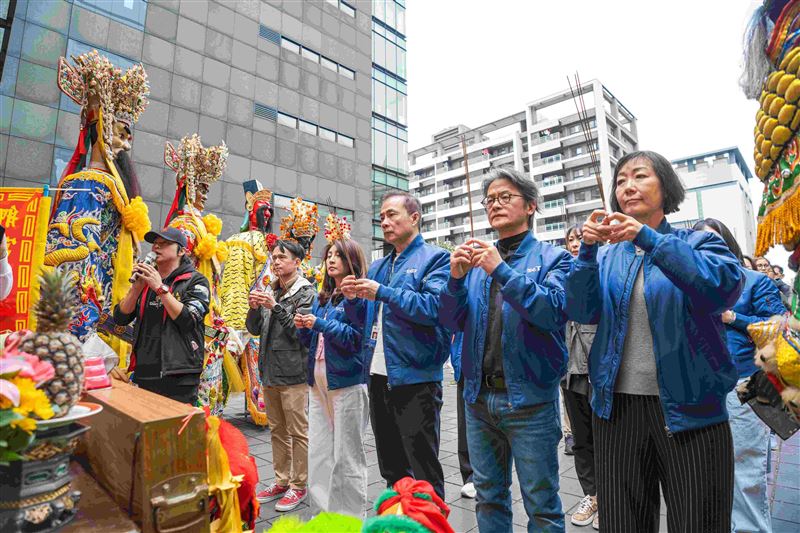 三立電視《寶島神很大》接任青山王副爐主（照片提供：阿賢）