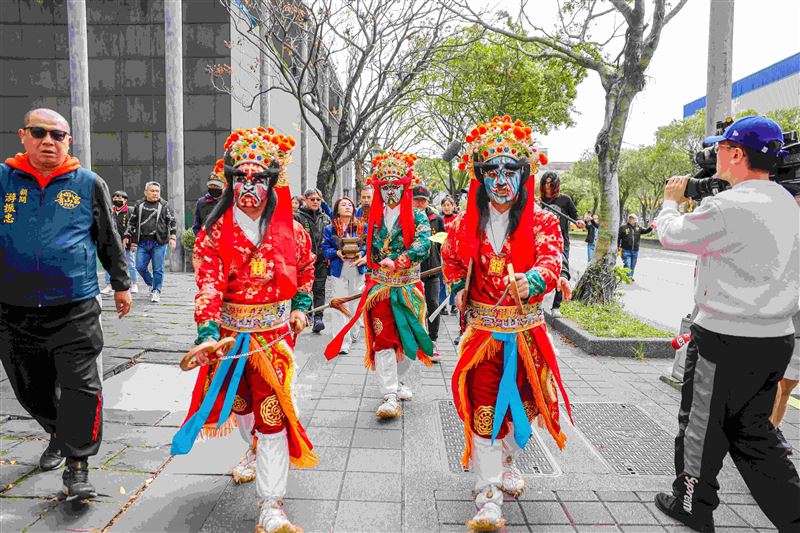 三立電視《寶島神很大》接任青山王副爐主（照片提供：游家為）