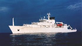 探路者極勘測船「鮑迪奇號」。