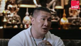 法國媒體發文分享專題，並以館長作為封面。（圖／翻攝自France Inter臉書）