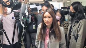 ▲陳怡君被移送士林地檢署複訊。（圖／翻攝畫面）
