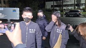 ▲同樣被列被告，陳怡君的辦公室主任「饅頭」張惠霖也移送士檢複訊。（圖／翻攝畫面）
