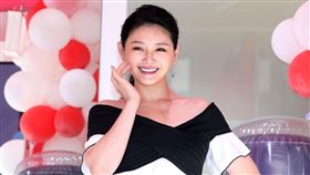 大S徐熙媛優雅現身大方分享凍齡肌秘密。（記者邱榮吉/攝影）