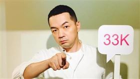 邱彥翔,全聯先生,廣告,解雇,低潮,試鏡,五月天,第二人生,MV,裸奔（圖／翻攝自邱彥翔臉書）