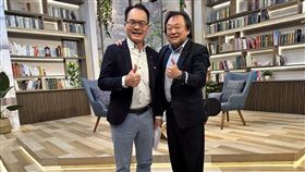 王世堅接受話時代人物專訪