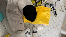 男員工Bing表示，當時腹痛準備上廁所，卻突然聽到爆炸聲響，回頭看馬桶已被炸開，讓他當場嚇壞。（圖／翻攝畫面）