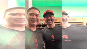 ▲鄧愷威獲邀參加大聯盟春訓，報到日遇到強投韋蘭德（Justin Verlander）。（圖／翻攝自鄧愷威臉書）