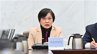 公務員赴中探親　明年元旦起限縮三等親內