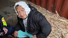 毒品嫌犯趁隙脫逃  嘉縣警方逮捕歸案嘉義縣警察局中埔分局三和派出所12日深夜傳涉毒嫌犯34歲黃姓男子（圖）趁著員警不注意，自行解開手銬逃逸，警方13日循線將黃嫌逮捕歸案，並在他身上起獲二級毒品。（警方提供）中央社記者蔡智明傳真  114年2月13日